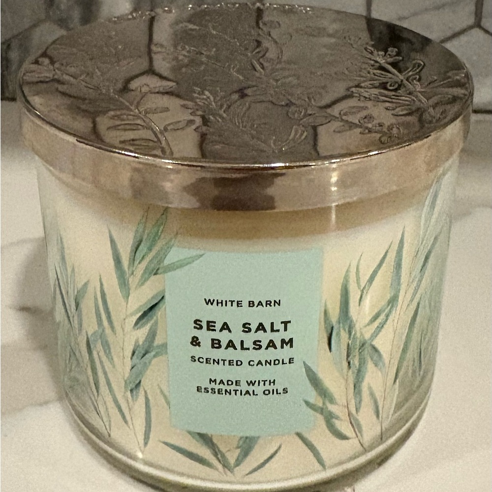 Bath & Body Works Sea Salt & Balsam Candle with Embossed Silver Lid